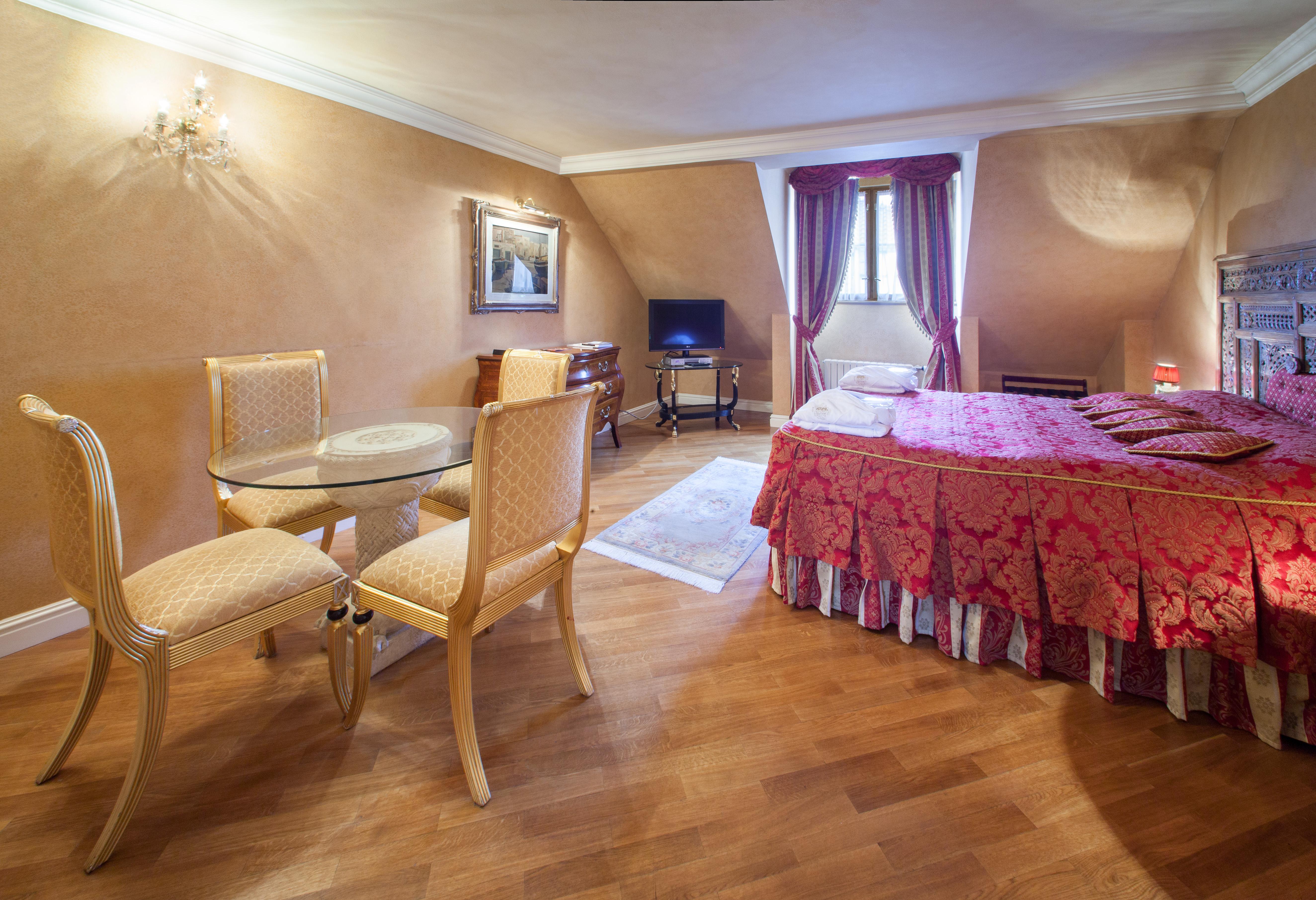 Alchymist Grand Hotel And Spa - Preferred Hotels & Resorts Praha Bagian luar foto
