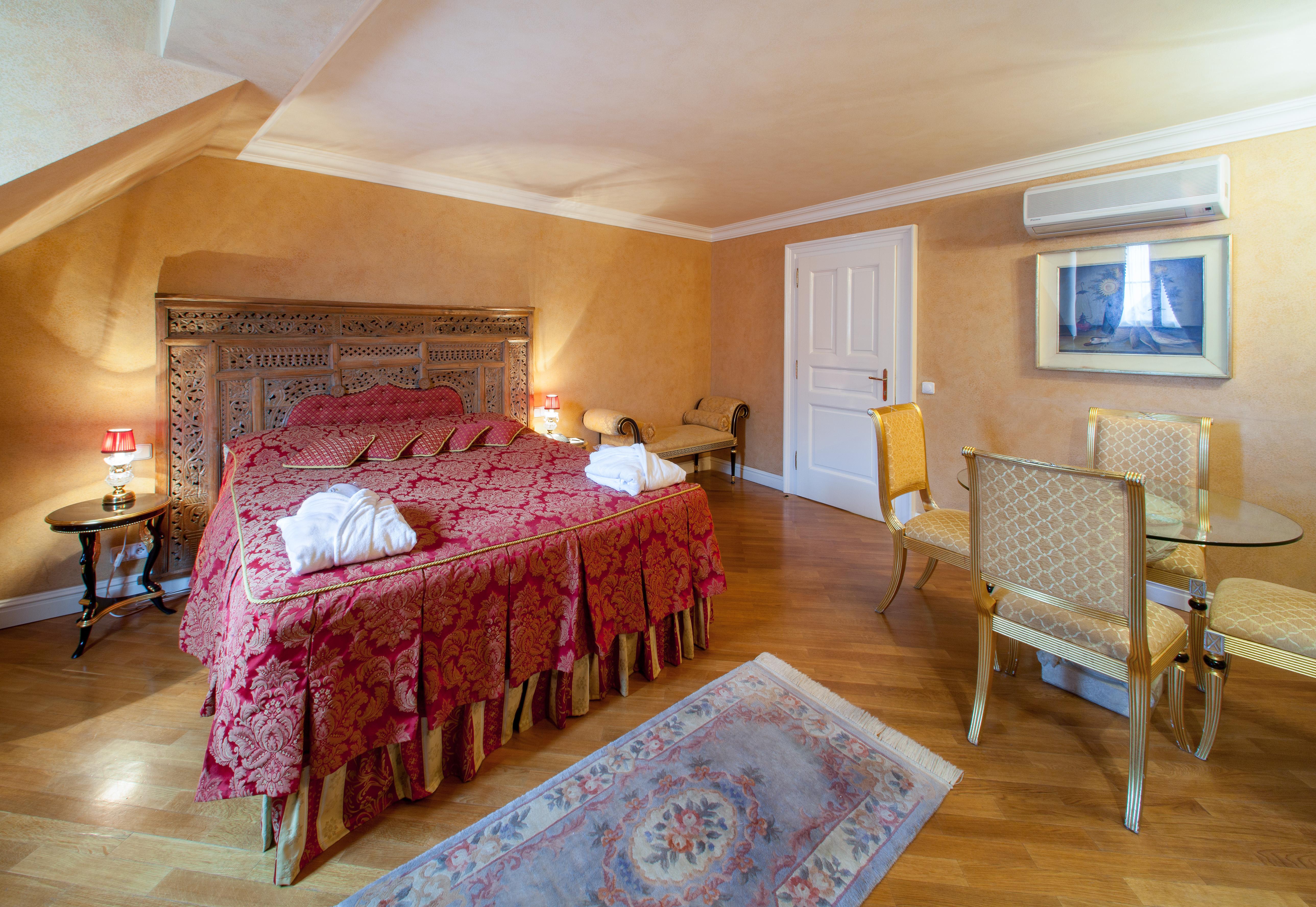 Alchymist Grand Hotel And Spa - Preferred Hotels & Resorts Praha Bagian luar foto