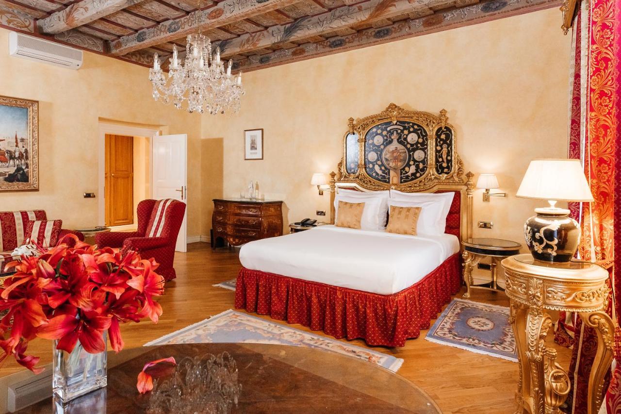 Alchymist Grand Hotel And Spa - Preferred Hotels & Resorts Praha Bagian luar foto