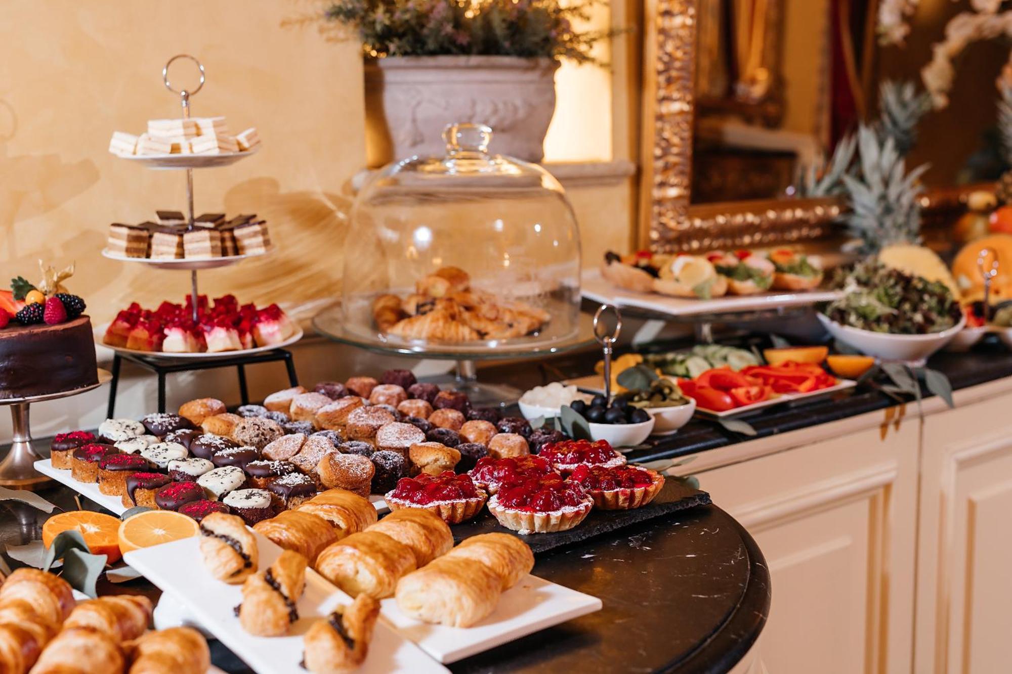 Alchymist Grand Hotel And Spa - Preferred Hotels & Resorts Praha Bagian luar foto